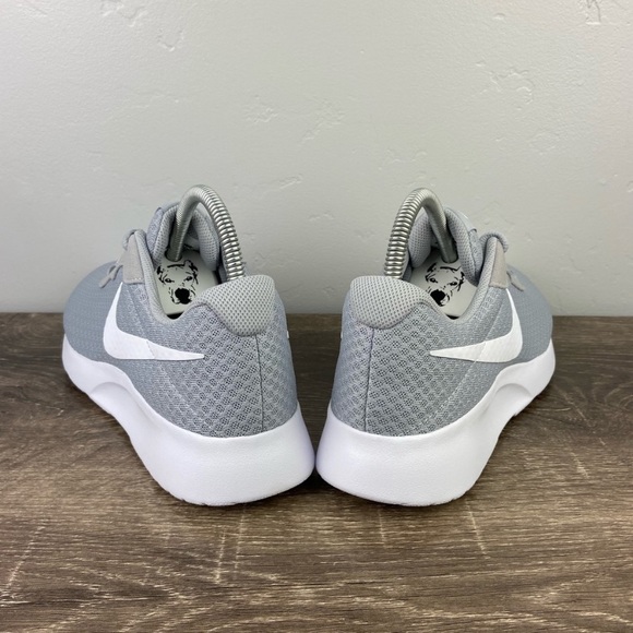 NEW Nike Tanjun Running Grey - Picture 4 of 5